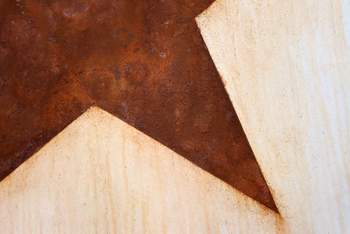 STAR. Iron oxide, oil, acrylic on canvas. 2022. 90x90cm. Michael Croft . Painting. ART